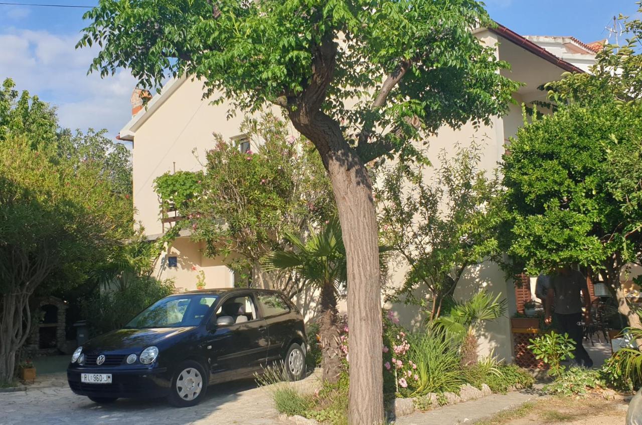 Apartment Tonci ラブ エクステリア 写真
