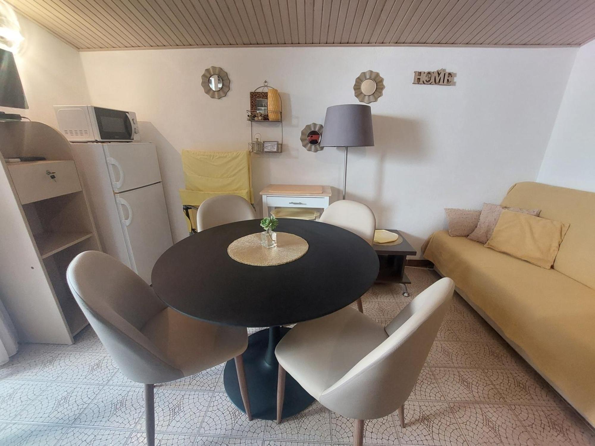 Apartment Tonci ラブ エクステリア 写真